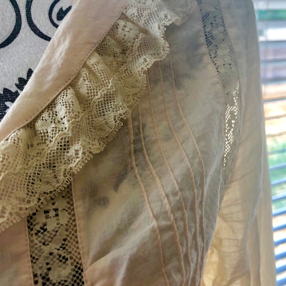***SOLD***Anthropologie Odille Victorian Inspired Lace Collared Blouse - Picture 7 of 16
